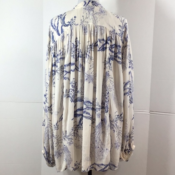 Free People blue/white floral oversized poet’s blouse/tunic M - Picture 5 of 10